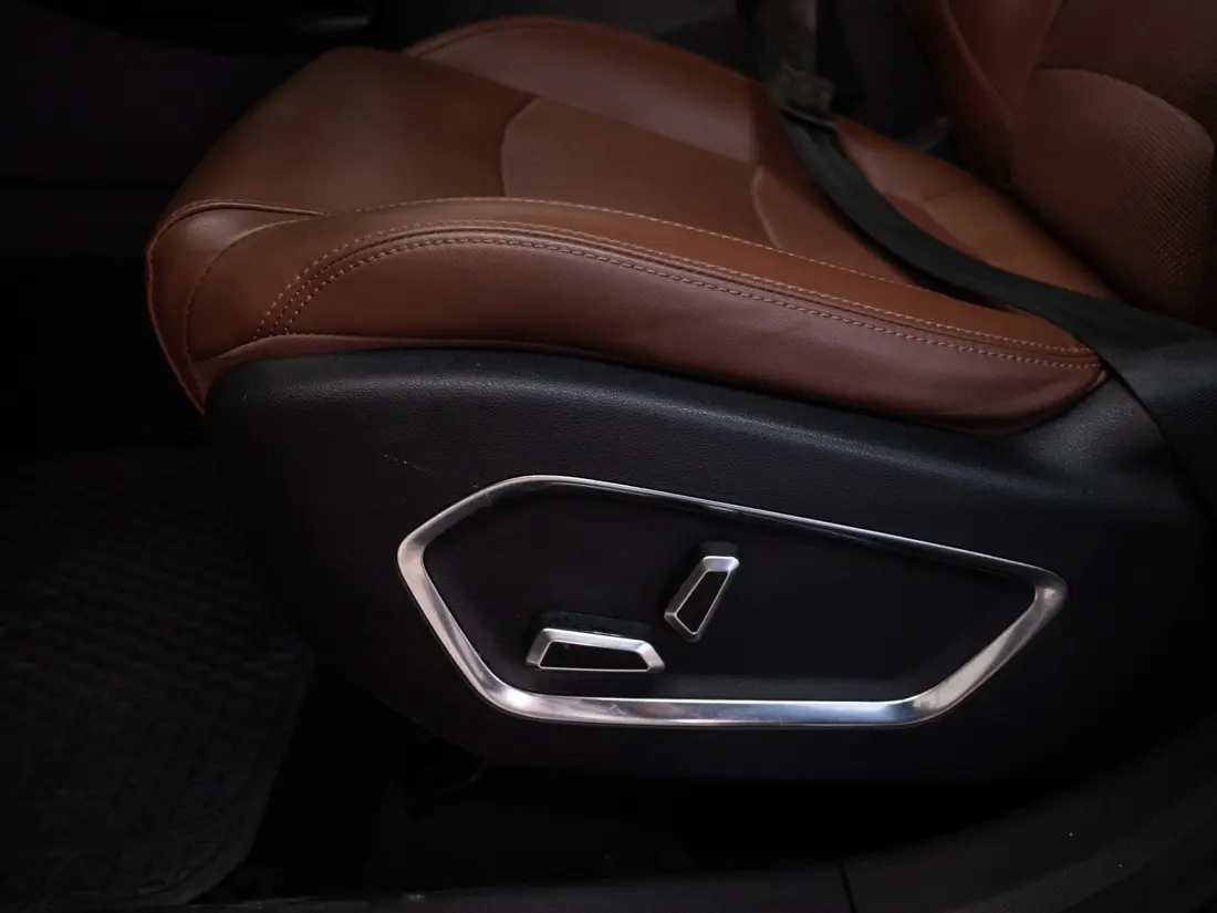 Geely Azkarra Azkarra 1.5 Turbo Luxury At año 2024