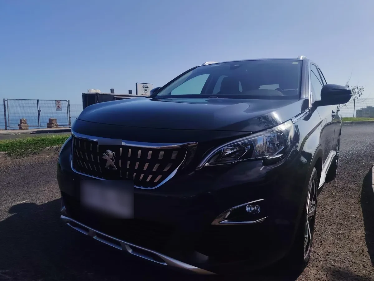 PEUGEOT 3008 1.6 Gt Line Puretech At año 2019