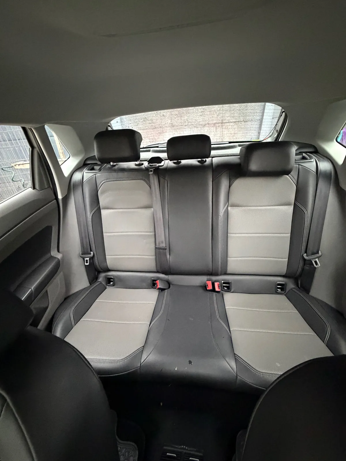 VOLKSWAGEN POLO 1.6 Highline Mt año 2022