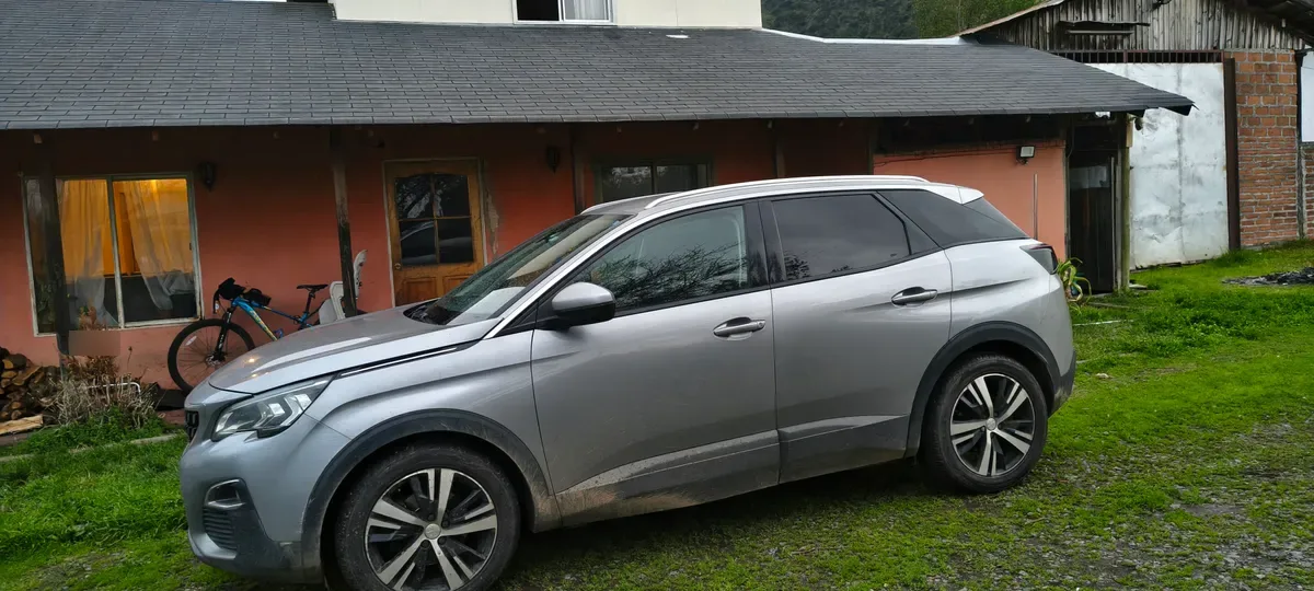Peugeot 3008 1.5 Active Mt Diesel año 2019