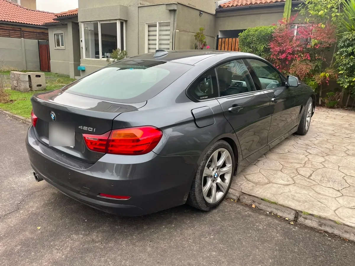 BMW 420 2.0 I Coupe Lci At año 2017