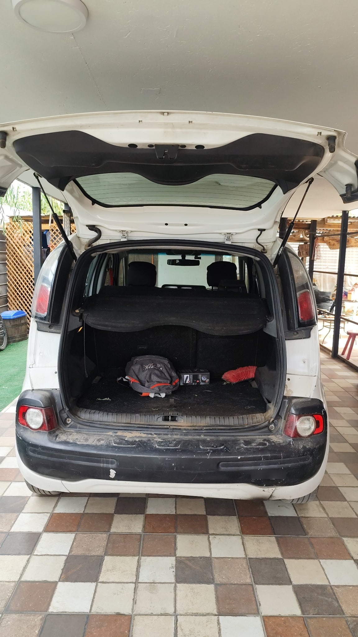 CITROEN C-3 1.6 Picasso Hdi Niv2 Ll Mt Diesel año 2011
