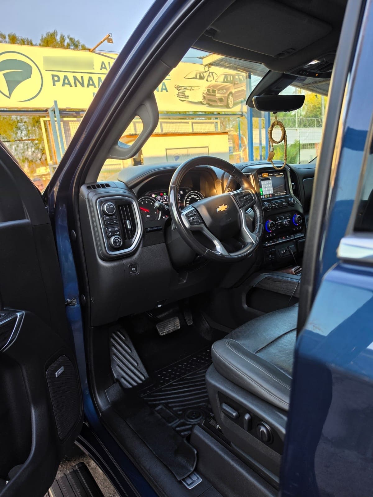 CHEVROLET SILVERADO 5.3 Cc Ltz At 4x4 año 2022