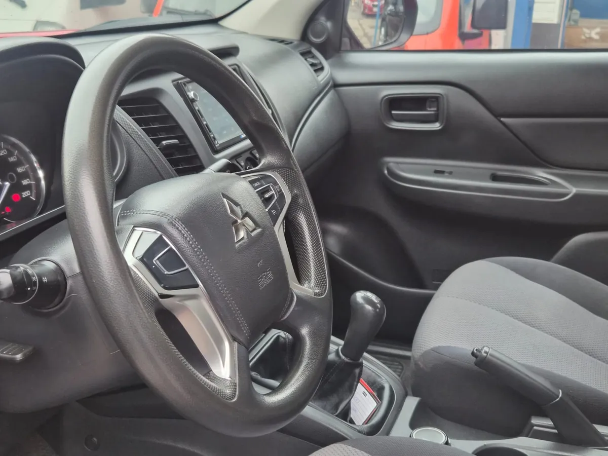MITSUBISHI L200 Otra año 2023