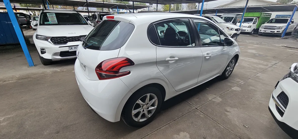 PEUGEOT 208 1.2 Active Pack Puretech E6 Mt año 2016