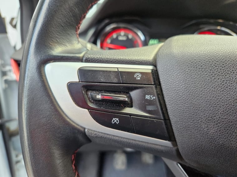 Chevrolet Onix 1.0t Rs Mt año 2025