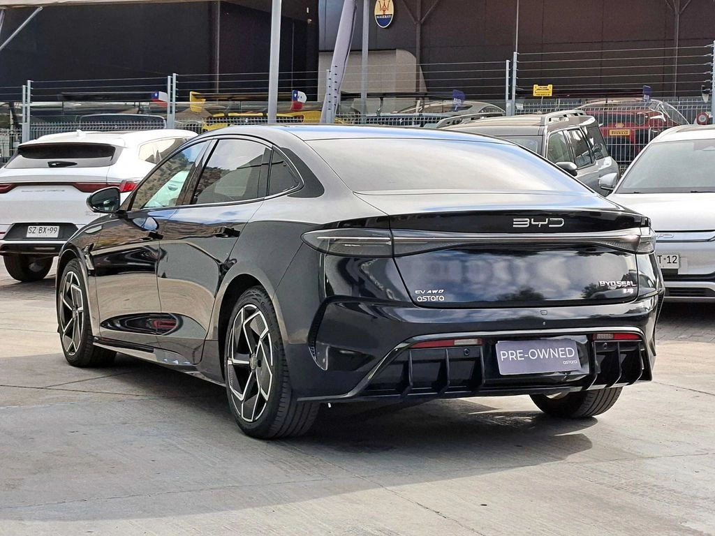 BYD Seal Ev Awd At 4p año 2024