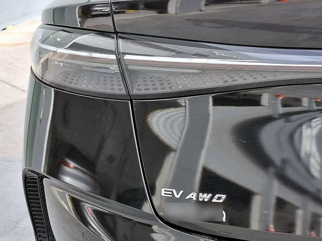 BYD Seal Ev Awd At 4p año 2024
