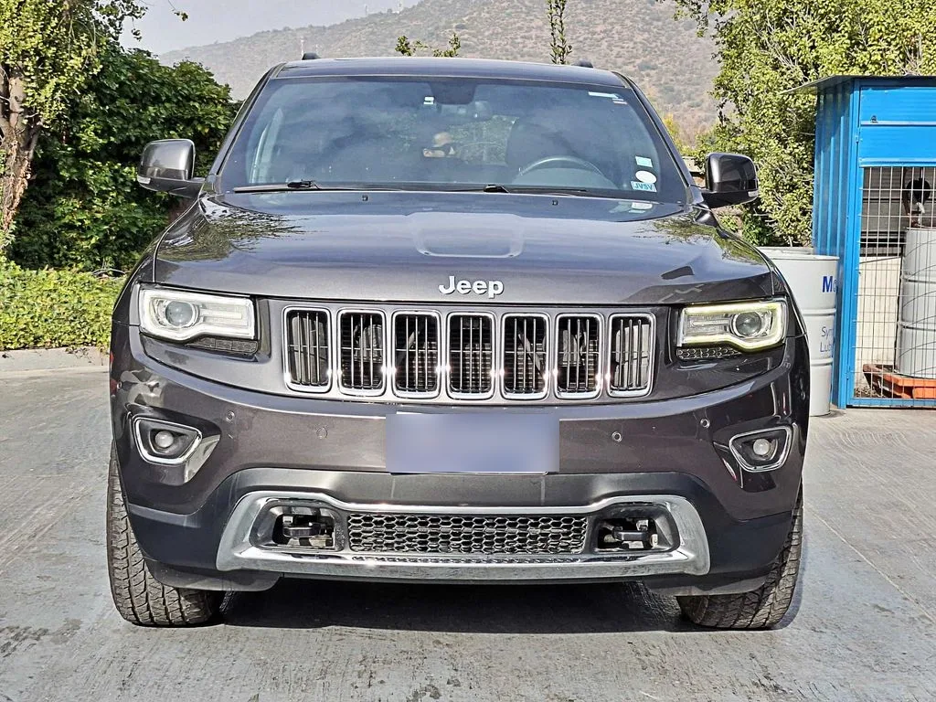 Jeep Grand Cherokee 3.6 Limited At 4x4 año 2016
