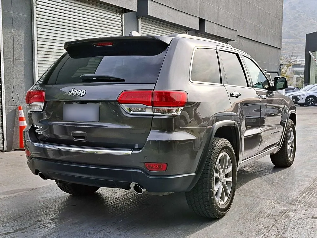 Jeep Grand Cherokee 3.6 Limited At 4x4 año 2016
