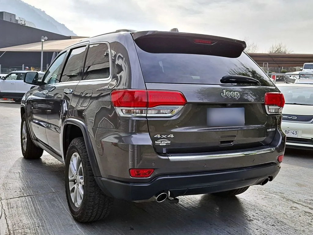 Jeep Grand Cherokee 3.6 Limited At 4x4 año 2016