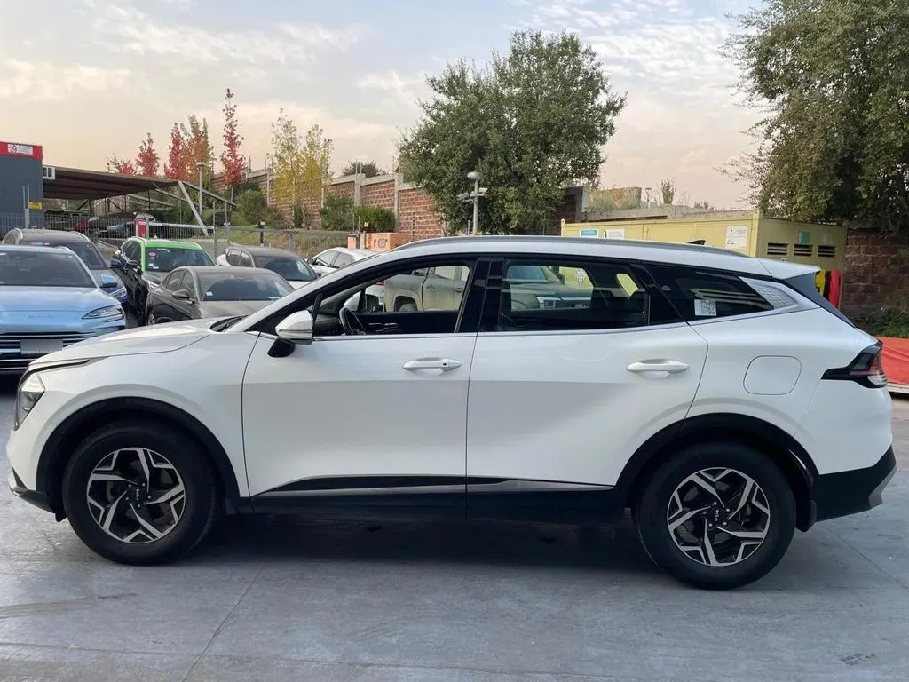 Kia Sportage 2.0 Ex Dsl 2wd 8at 5p año 2022