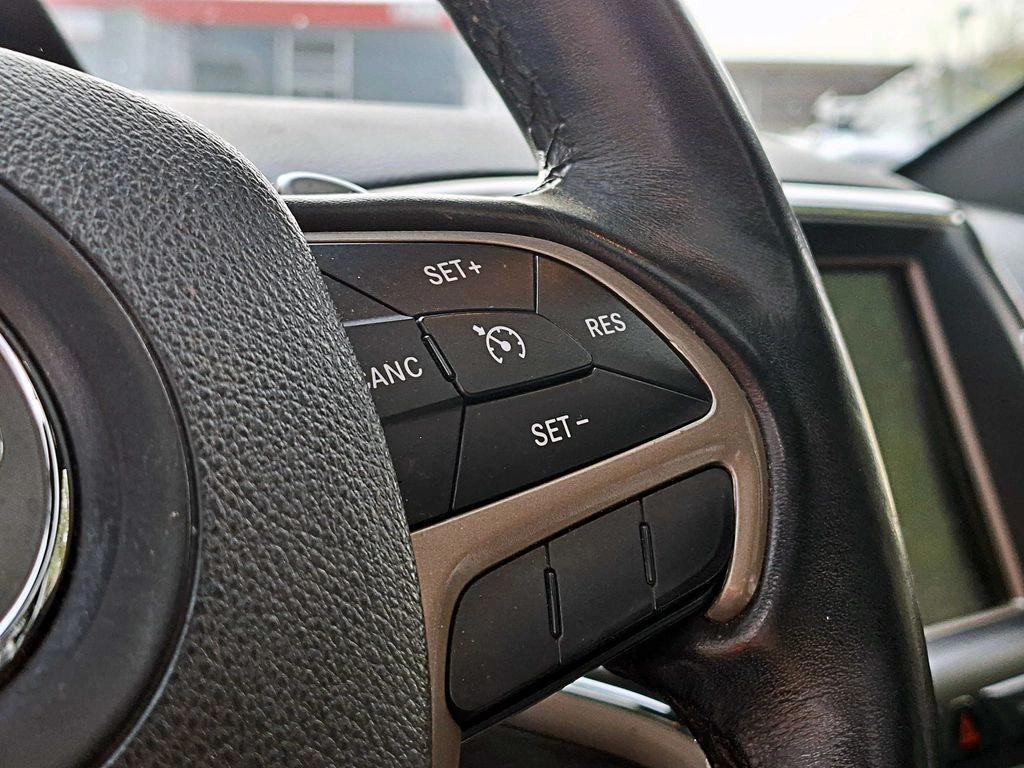 Jeep Grand Cherokee 3.6 Limited At 4x4 año 2016