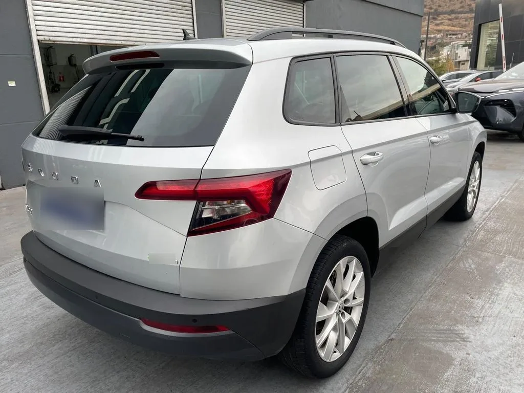 Skoda Karoq 1.4 Tsi Ambiente At año 2021
