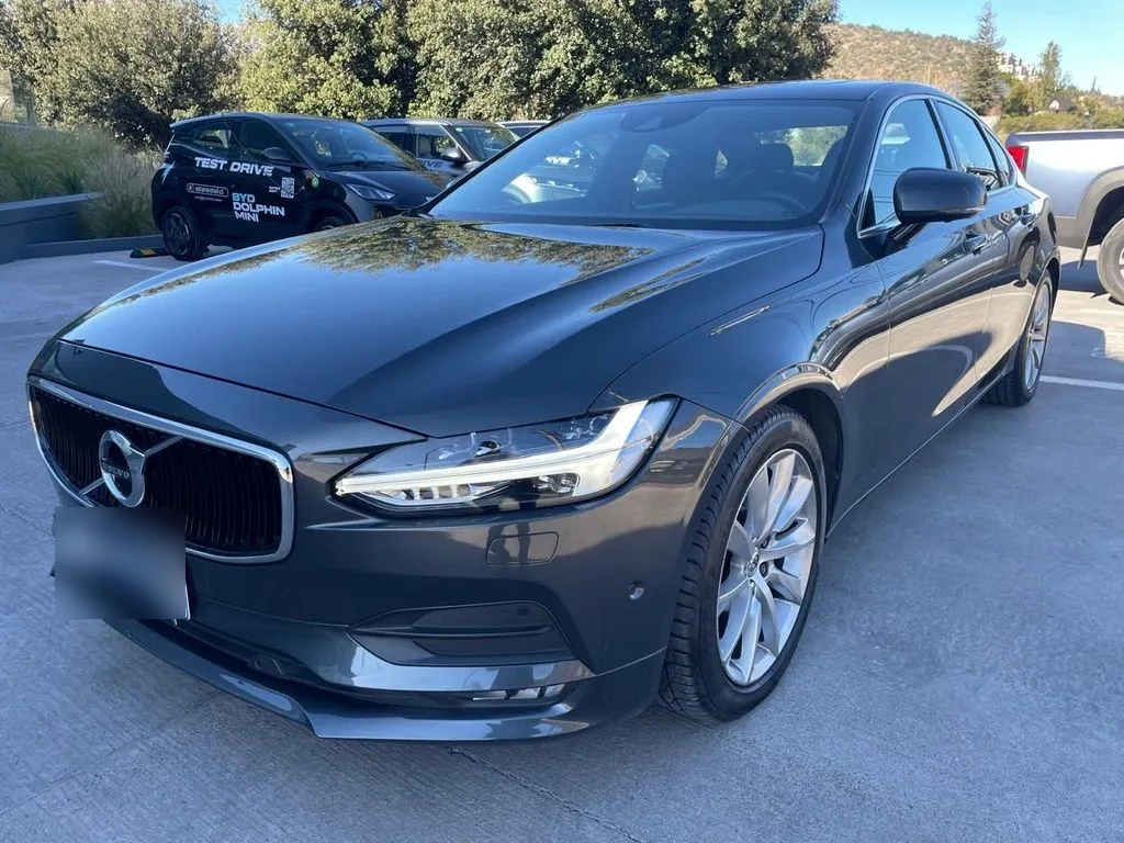 Volvo S90 S90 T6 Momentum 2.0 año 2017