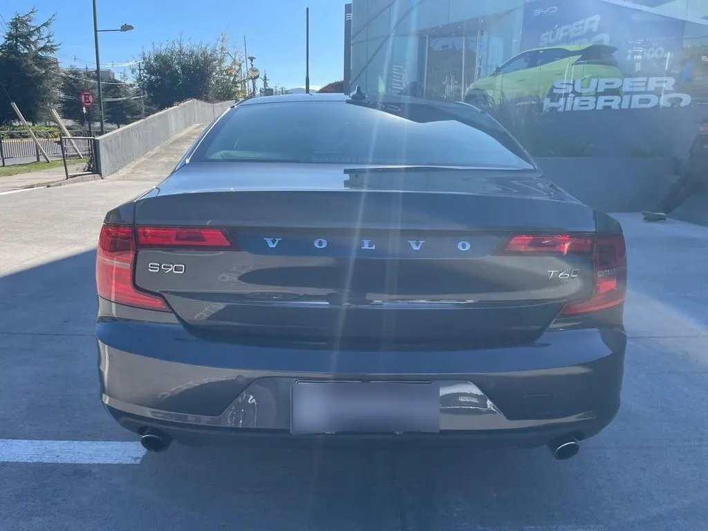 Volvo S90 S90 T6 Momentum 2.0 año 2017