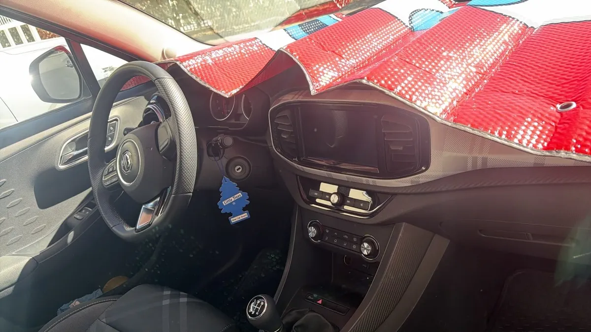 MG Mg3 1.5 Std Plus Mt año 2025