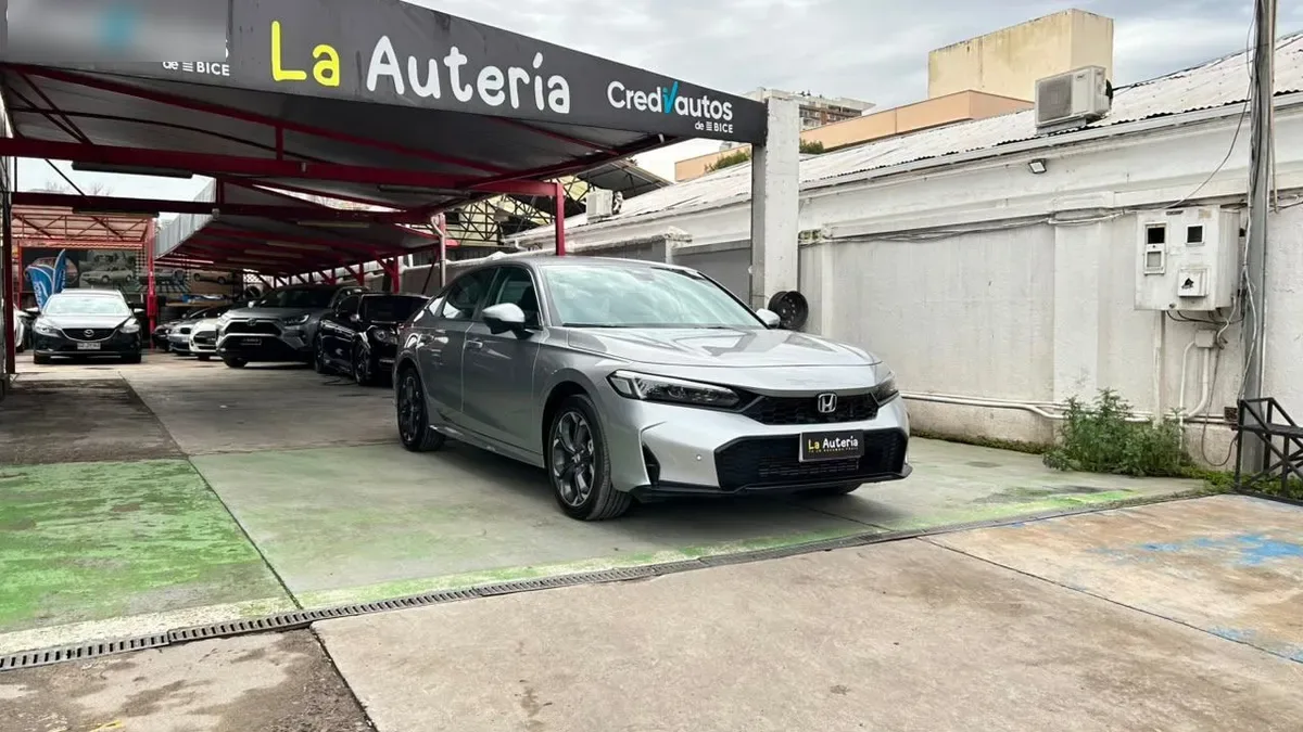 Honda Civic Touring 1.5 Aut año 2025