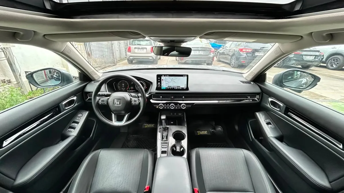 Honda Civic Touring 1.5 Aut año 2025