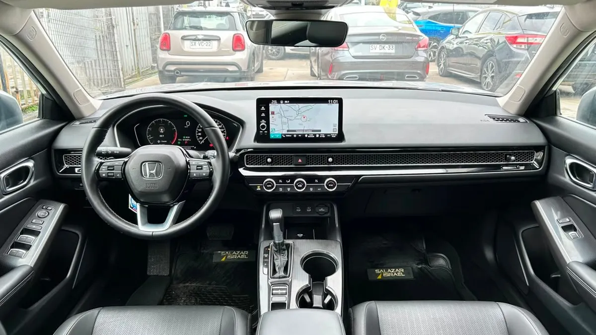 Honda Civic Touring 1.5 Aut año 2025