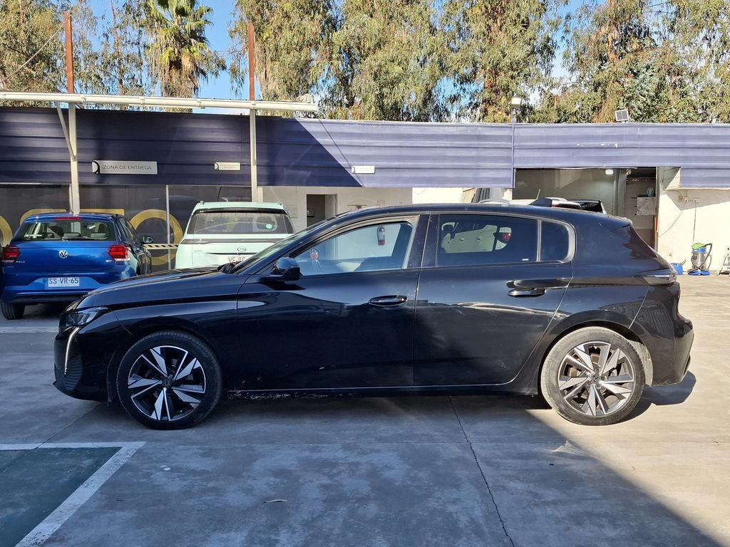 Peugeot 308 1.2 Allure Pack Puretech 130hp At año 2024