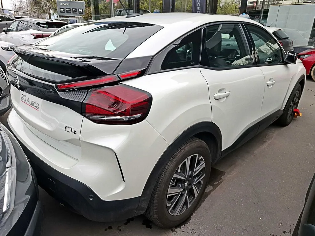 Citroen C4 1.2 Puretech año 2024