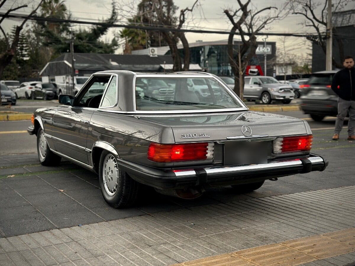 Mercedes-Benz 380 Sl año 1985