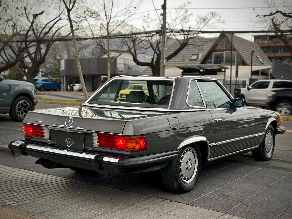 Mercedes-Benz 380 Sl año 1985