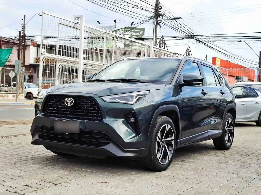 Toyota Yaris Cross 1.5 Xg 4x2 Cvt At 5p año 2024