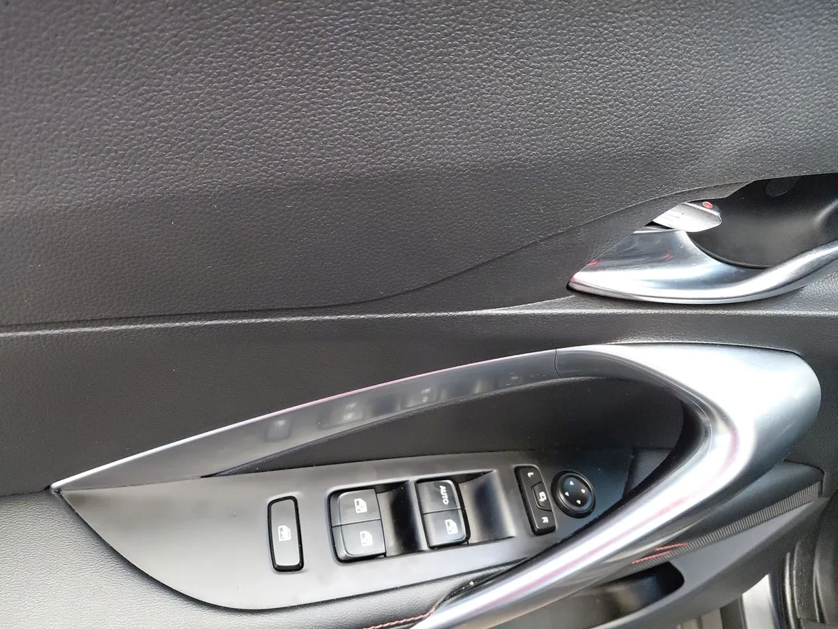 Chevrolet Groove 1.5 Premier S 4x2 Mt 5p año 2025