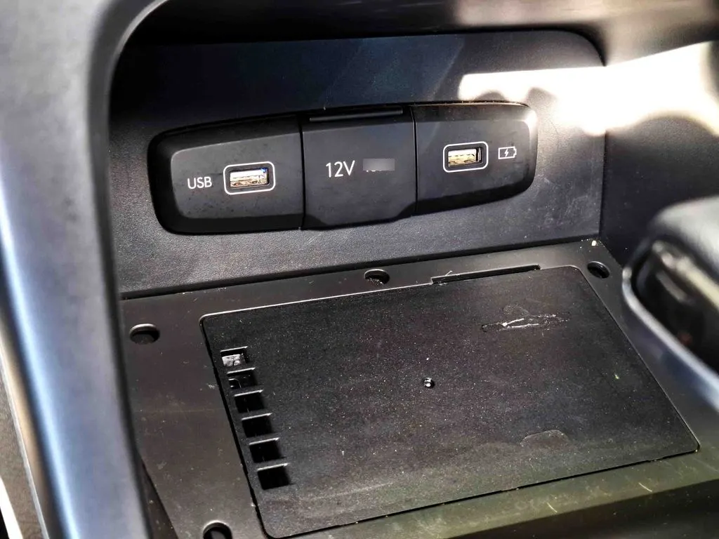 Hyundai Creta 1.5 Plus Su2id 4x2 Cvt At 5p año 2025