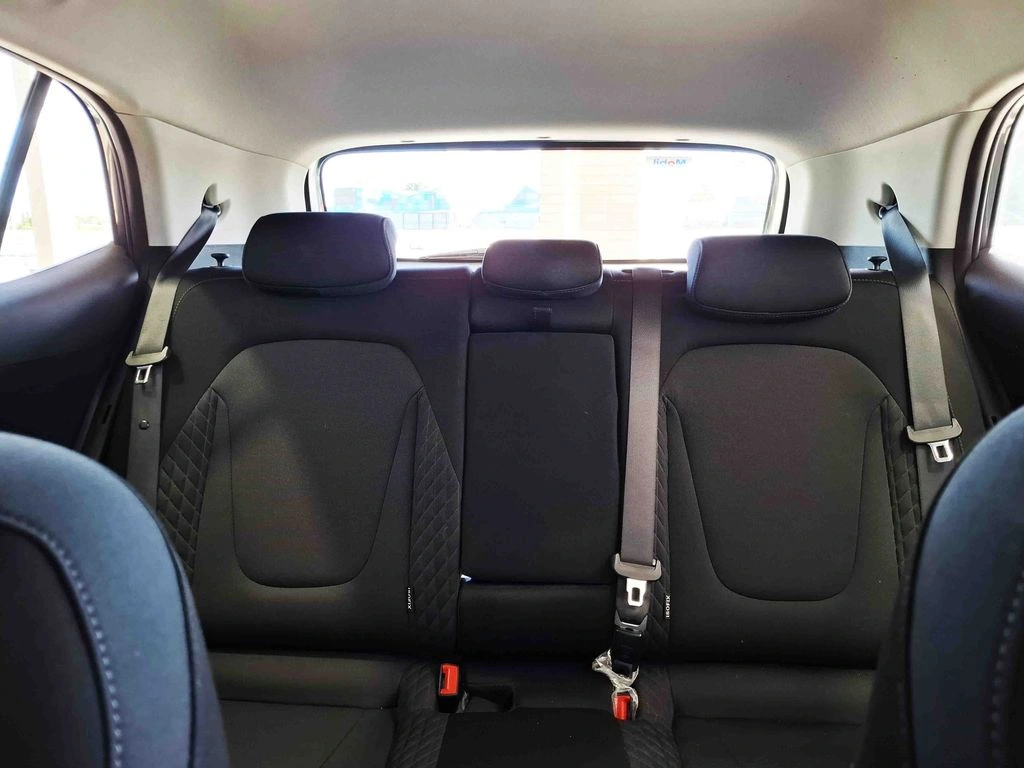 Hyundai Creta 1.5 Plus Su2id 4x2 Cvt At 5p año 2025