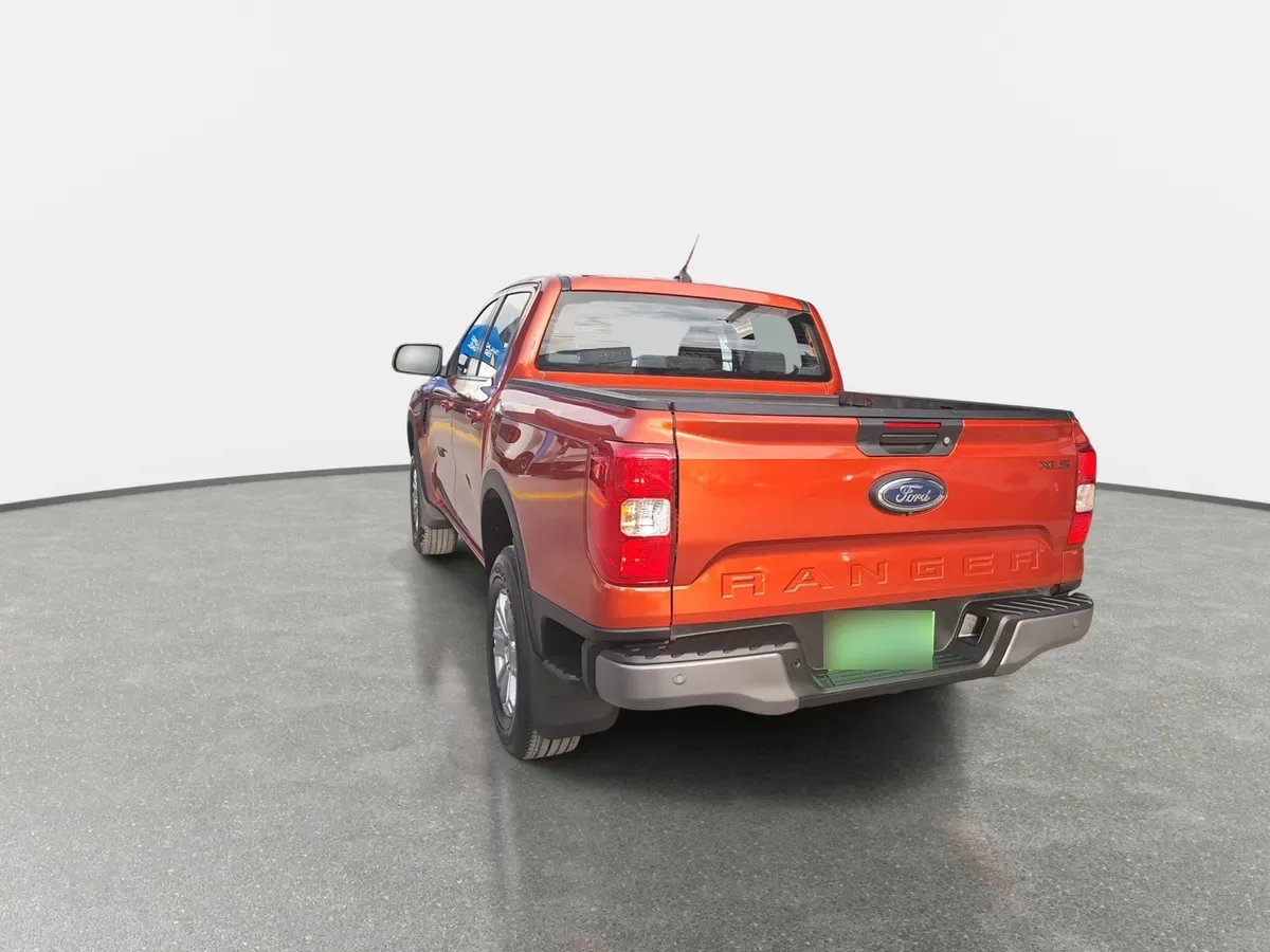 Ford Ranger 2.0 Xls Diesel 4x2 Dob. Cab. Mt 4p año 2025