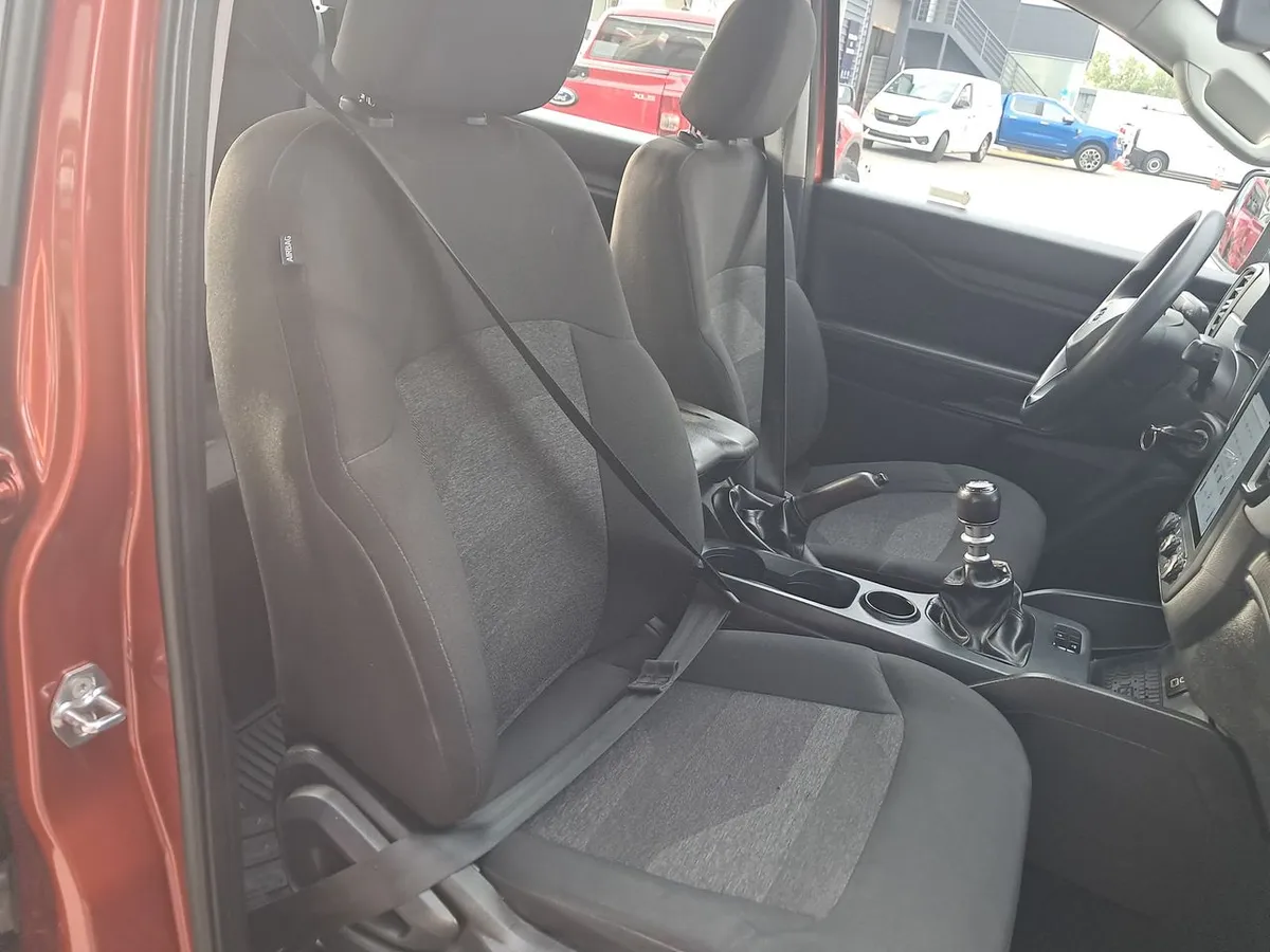Ford Ranger 2.0 Xls Diesel 4x2 Dob. Cab. Mt 4p año 2025