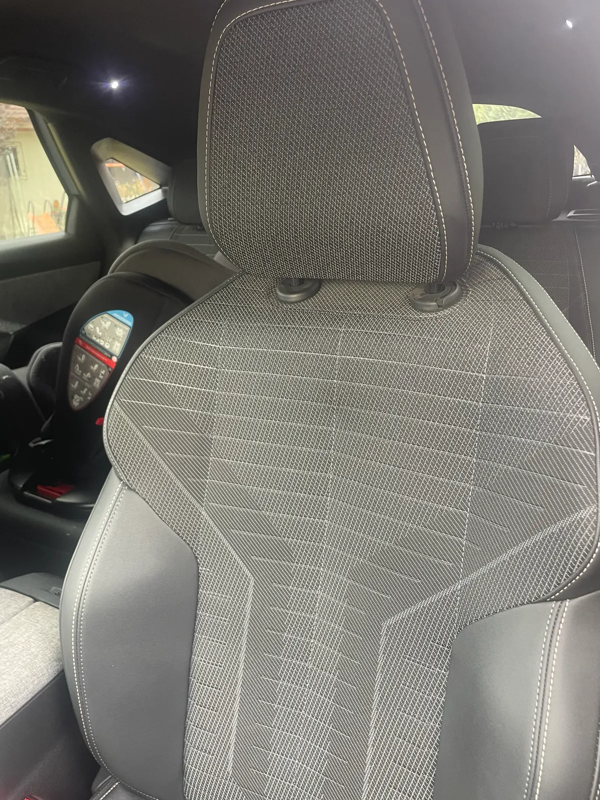 PEUGEOT 3008 1.2 Premiere Mhev 136 At Hibrido año 2025