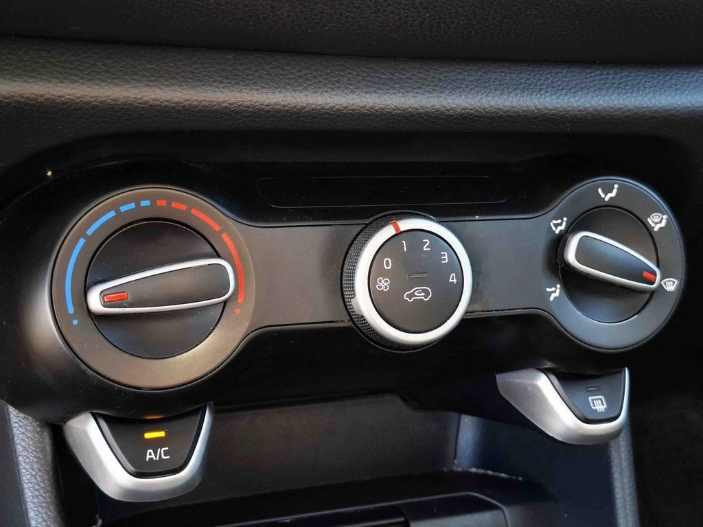 Kia Morning 1.2 Ex 4x2 Hb Abs Ac 5mt 5p año 2023