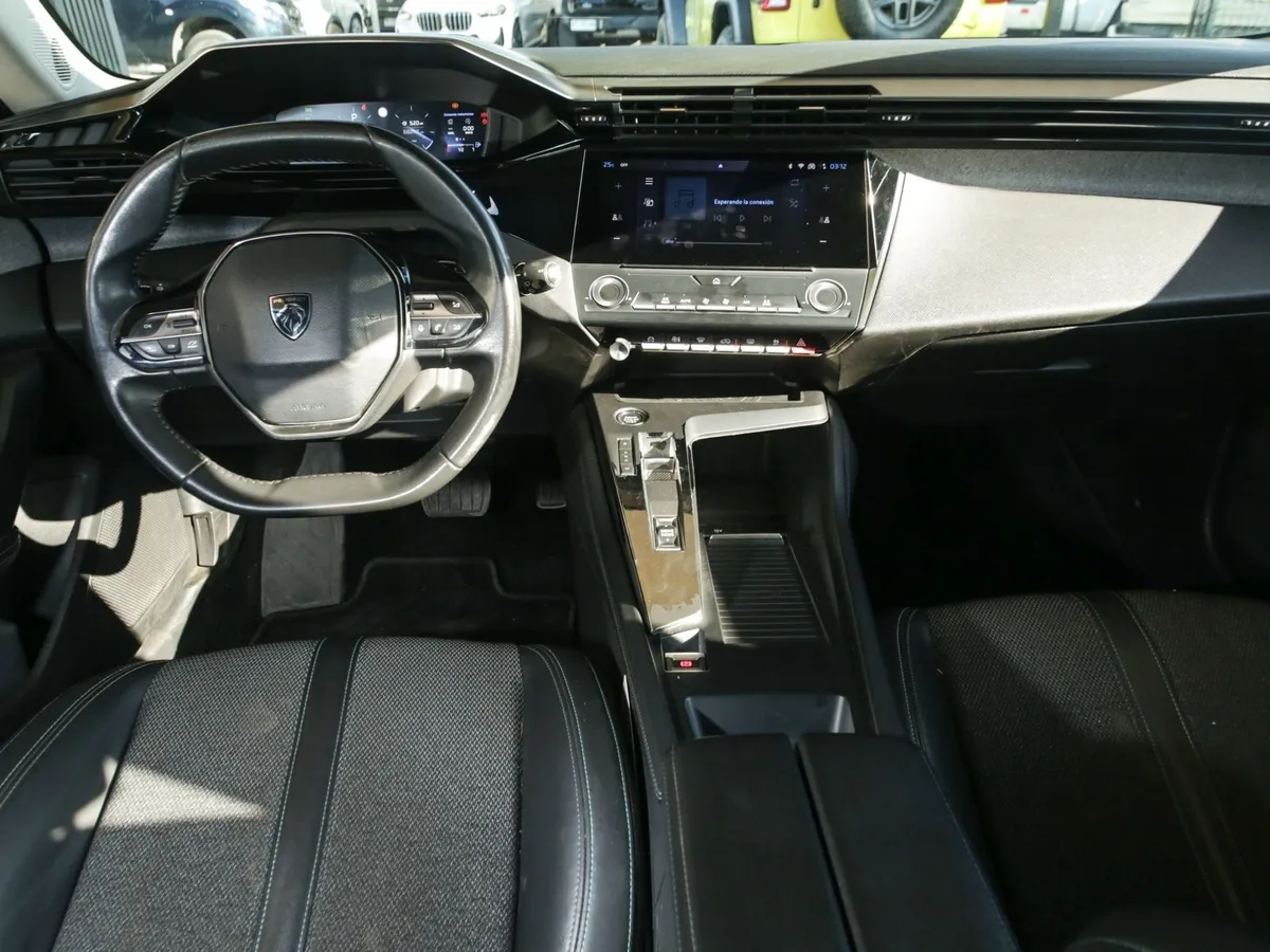 PEUGEOT 308 1.5 Allure Pack Bluehdi 130 At Diesel año 2022