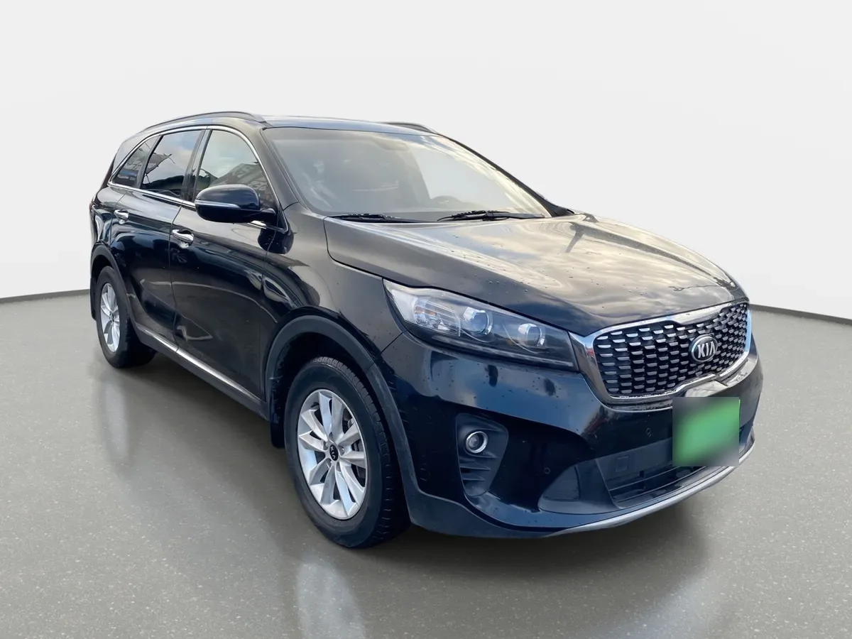 Kia Sorento 2.4 Ex 2wd Mt 5p año 2019