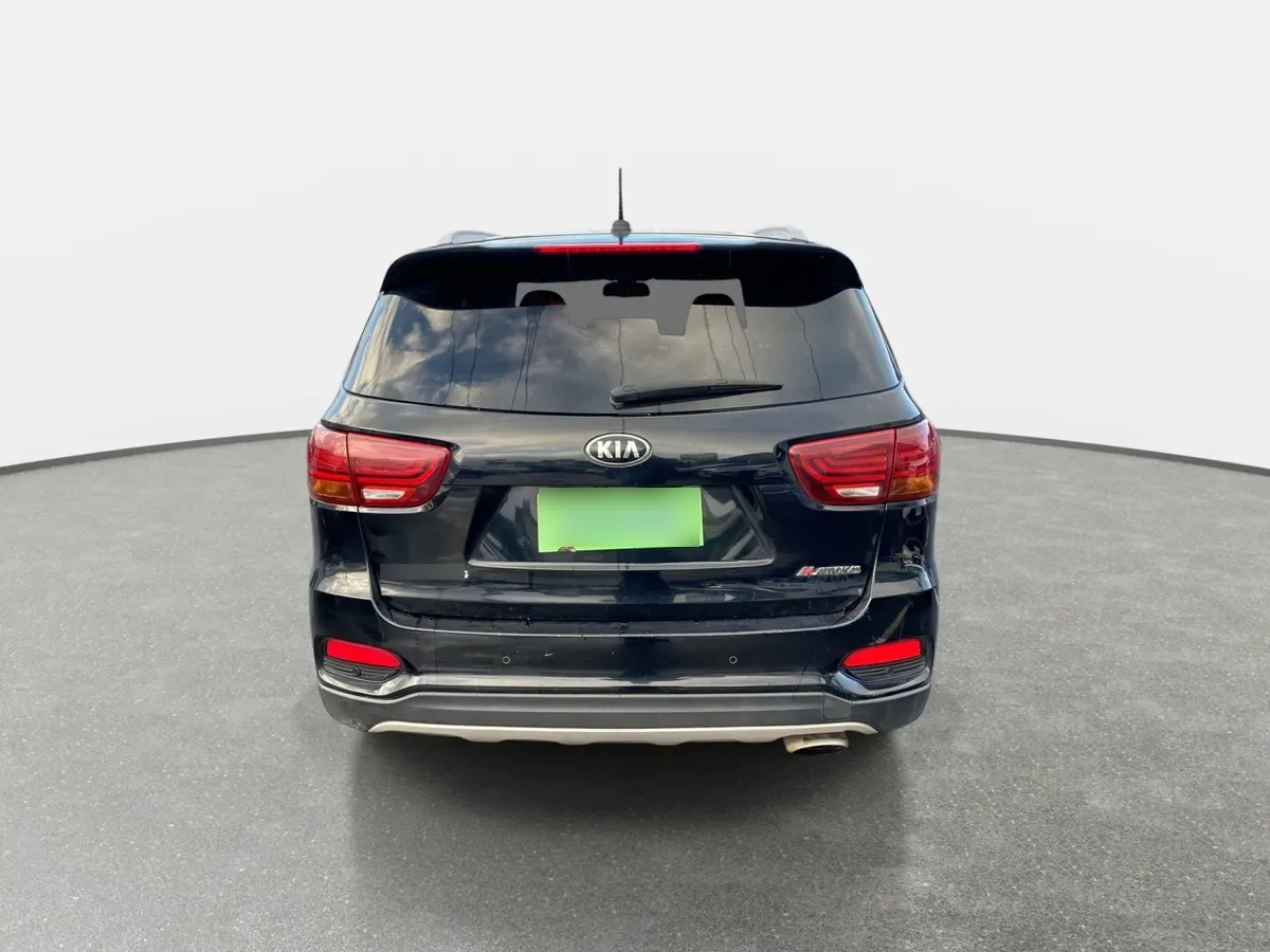Kia Sorento 2.4 Ex 2wd Mt 5p año 2019