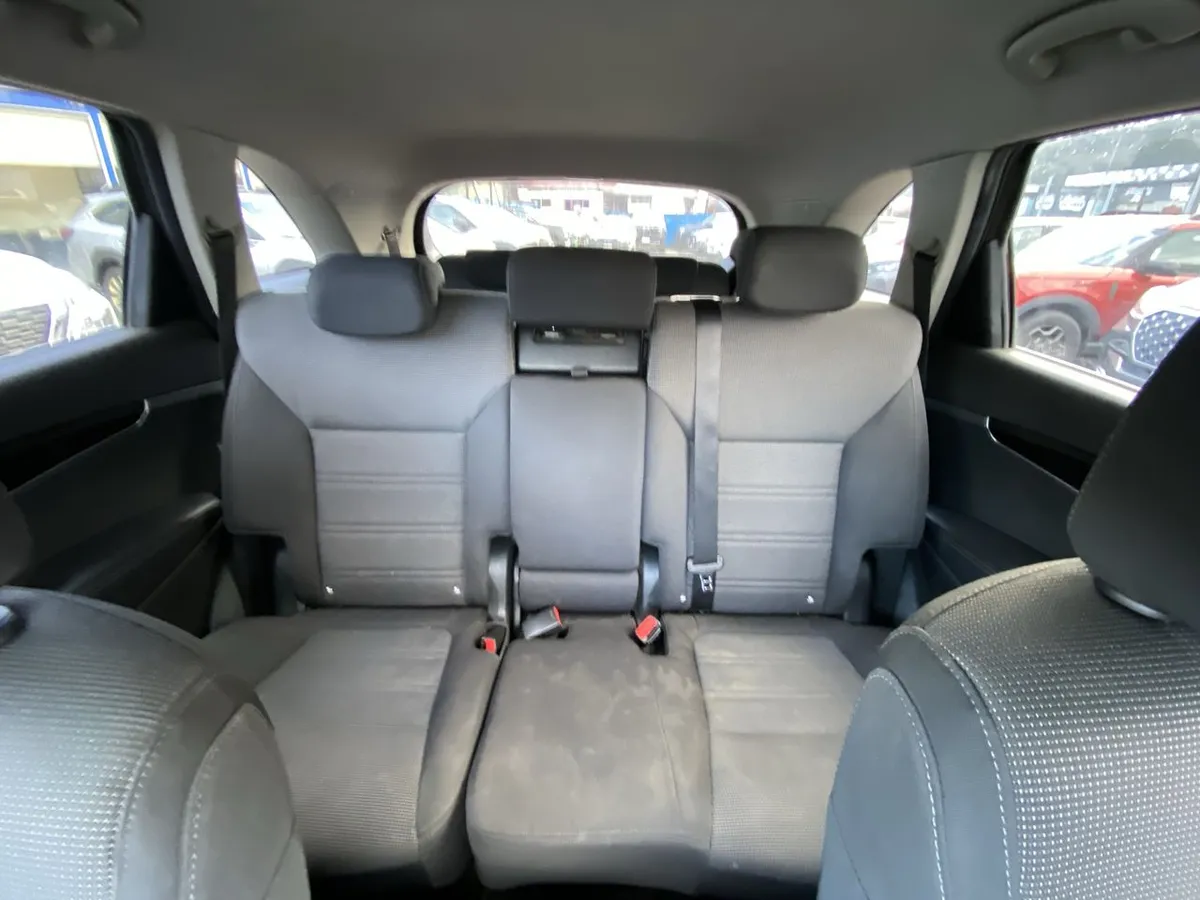 Kia Sorento 2.4 Ex 2wd Mt 5p año 2019