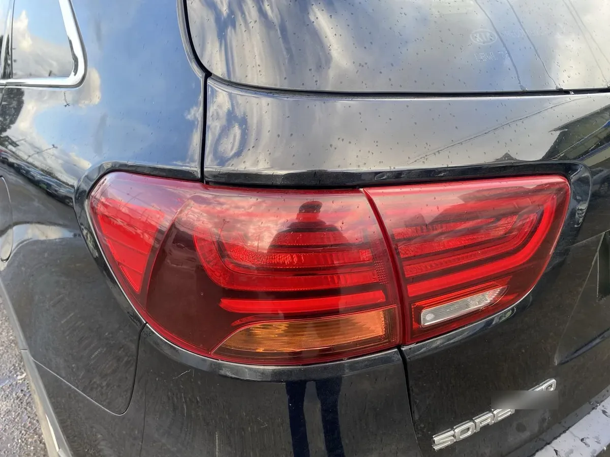 Kia Sorento 2.4 Ex 2wd Mt 5p año 2019