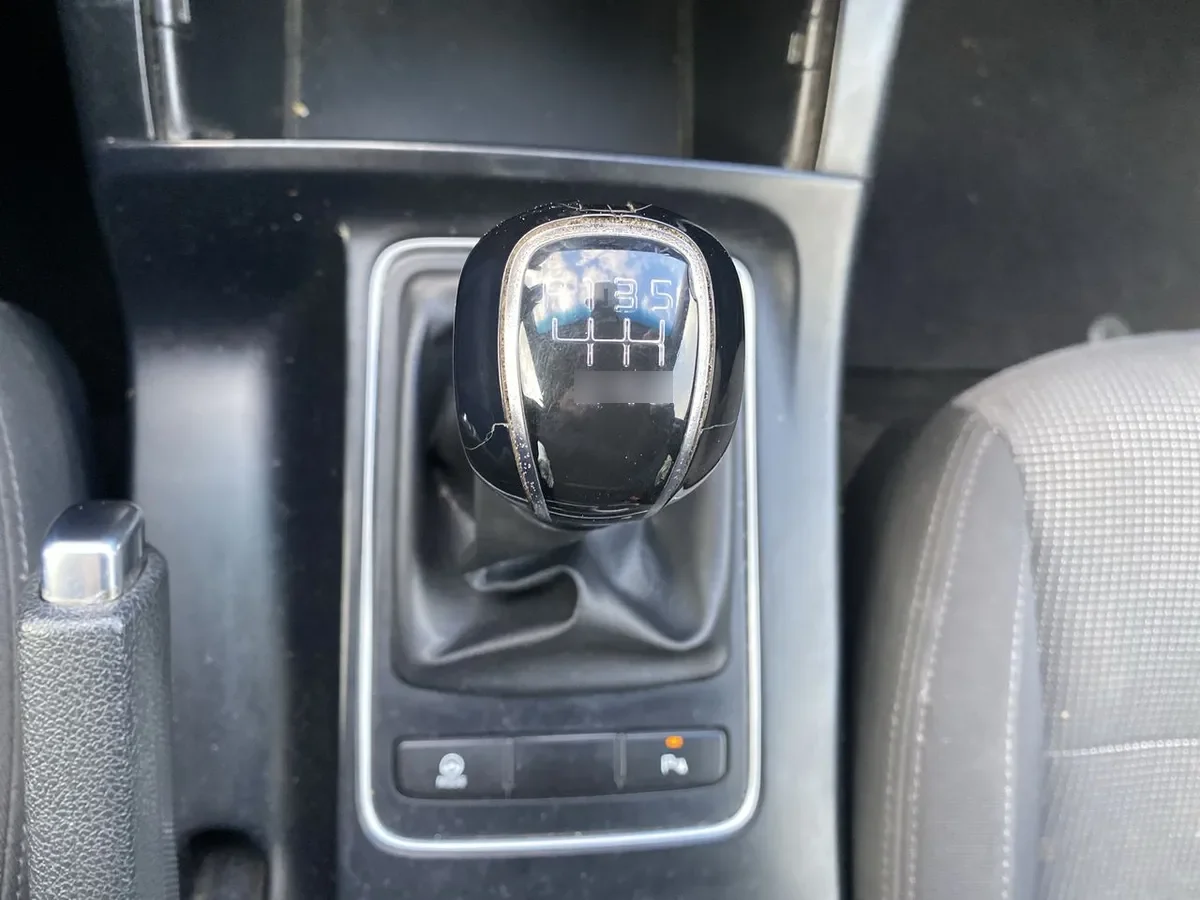 Kia Sorento 2.4 Ex 2wd Mt 5p año 2019