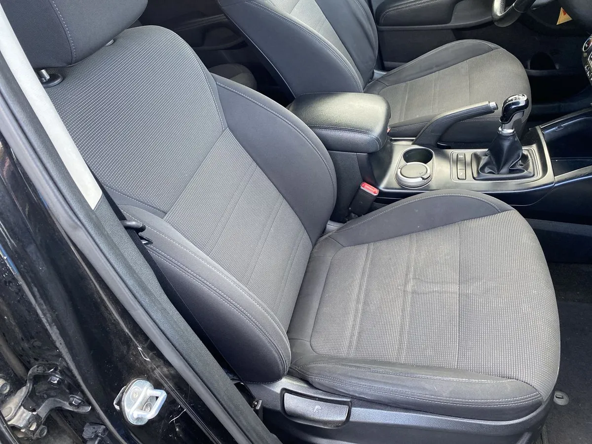 Kia Sorento 2.4 Ex 2wd Mt 5p año 2019