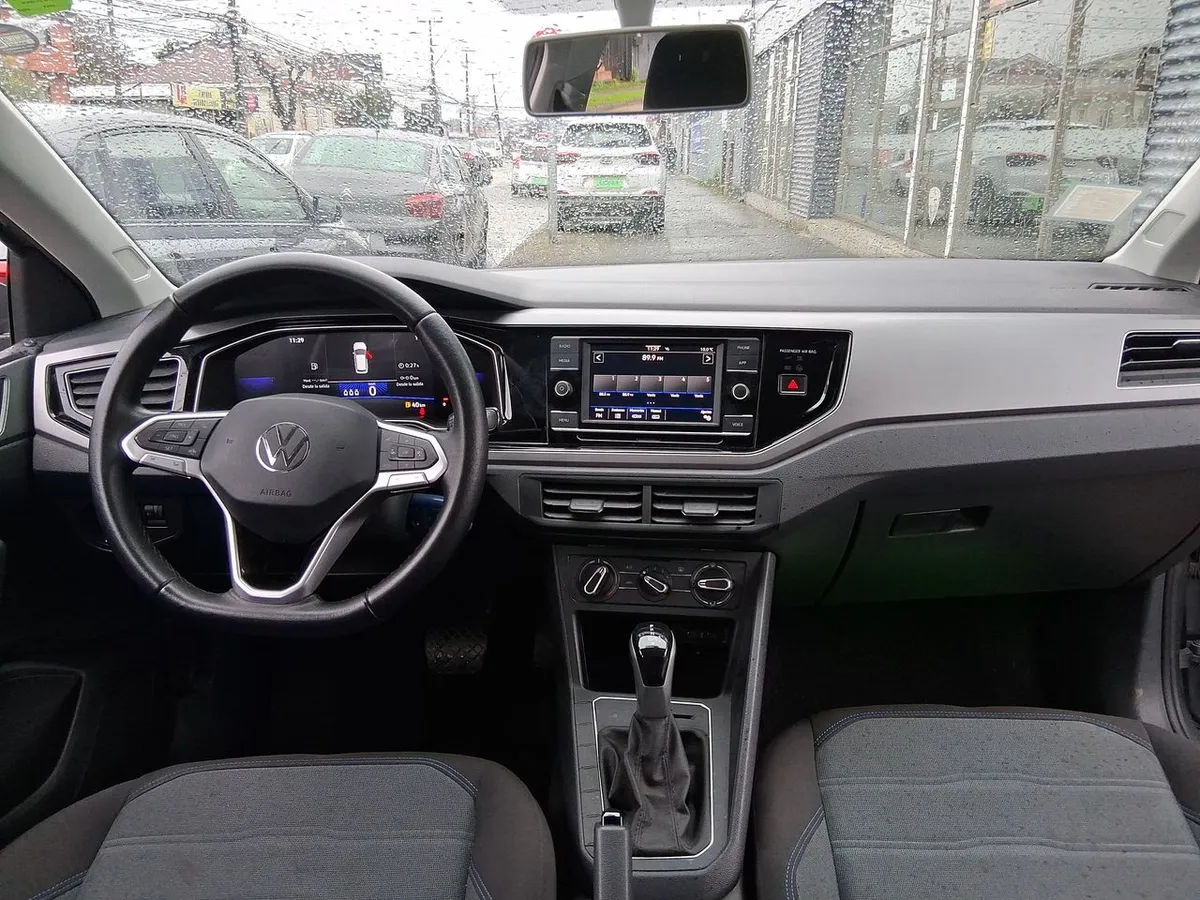 Volkswagen Nivus 1.0 Tsi Comfortline 4x2 At 5p año 2024