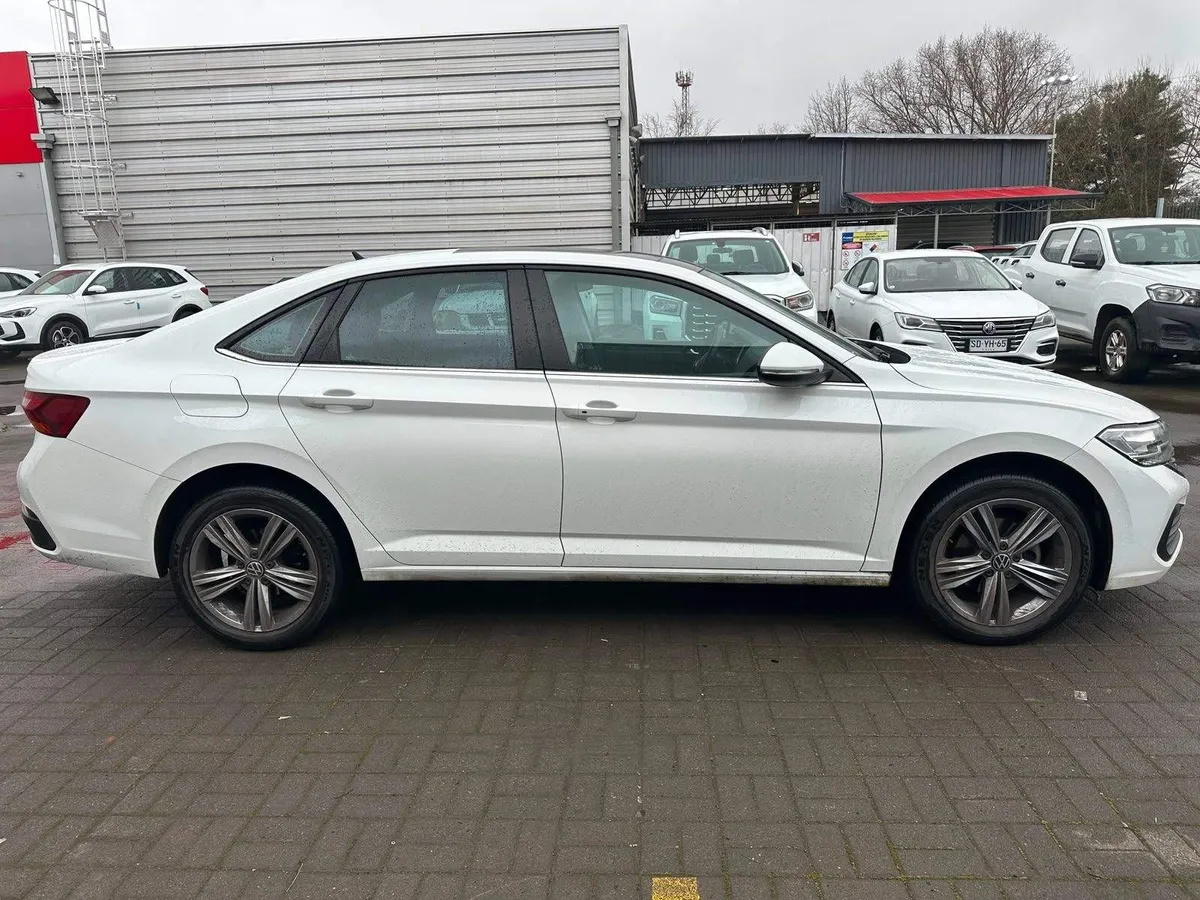 Volkswagen Jetta 1.4 Comfortline Sky 4x2 At 4p año 2024