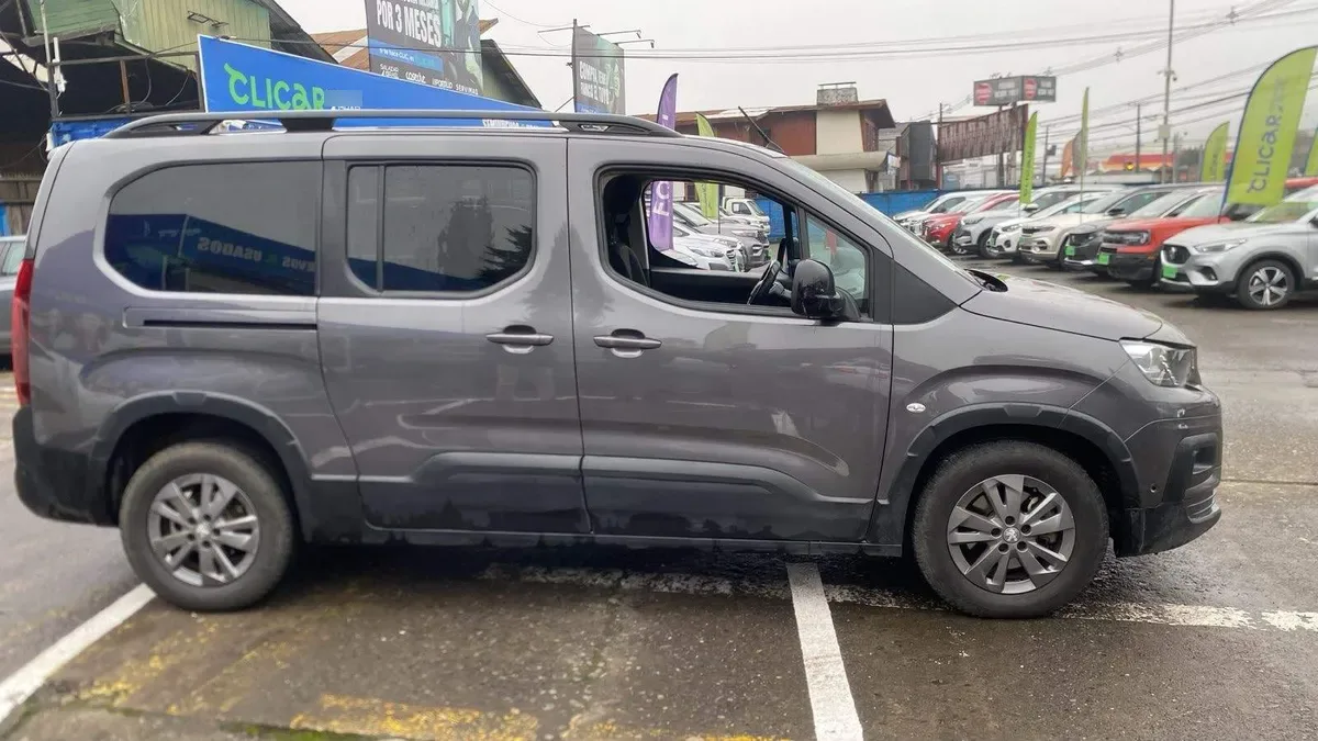 Peugeot Rifter 1.5 Allure Bluehdi Diesel 4x2 130hp Mt6 5p año 2023