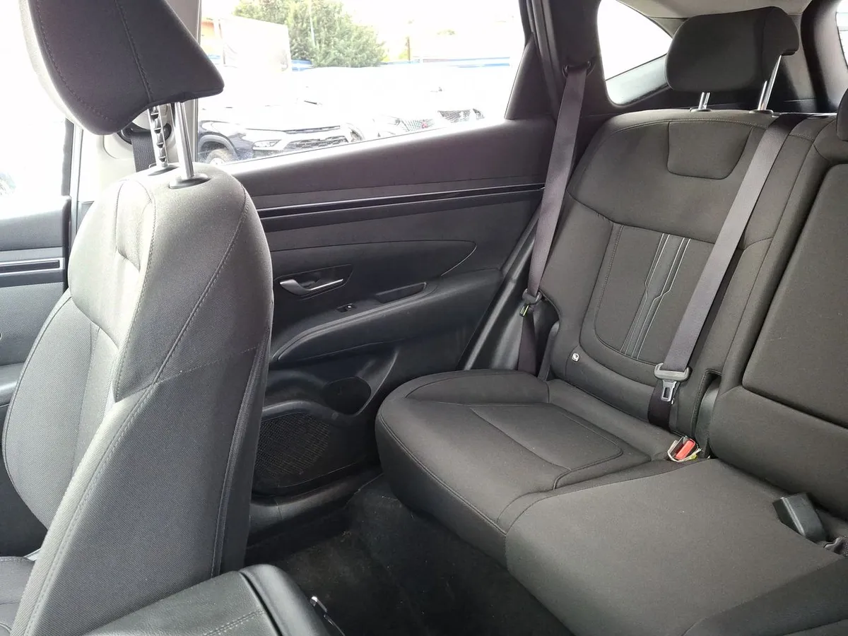 Hyundai Tucson 2.0 Nx4 Plus Fl 2wd At 5p año 2025