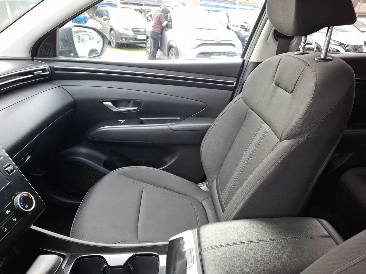 Hyundai Tucson 2.0 Nx4 Plus Fl 2wd At 5p año 2025