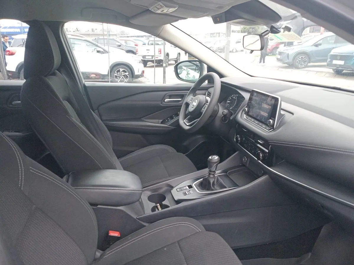 Nissan Qashqai 1.3t Advance 2wd Mt 5p año 2023
