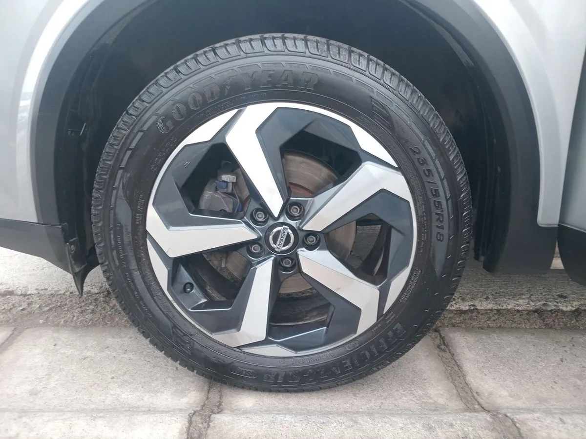 Nissan Qashqai 1.3t Advance 2wd Mt 5p año 2023
